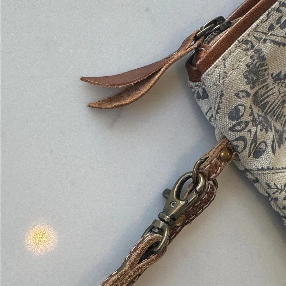 Myra Bag Boho Tan & Cream Patterned Floral Wristlet w/leather Trim